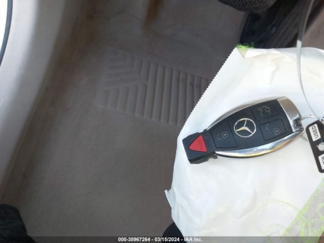 55SWF4JB3FU044406 Mercedes-Benz C 300 Luxury/sport