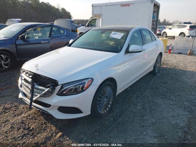 55SWF4JB3FU044406 Mercedes-Benz C 300 Luxury/sport