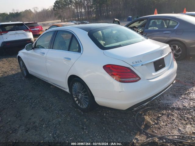 55SWF4JB3FU044406 Mercedes-Benz C 300 Luxury/sport