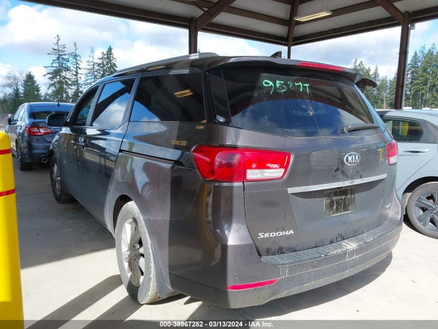 KIA SEDONA LX 2016 KNDMB5C17G6201687 Image 3