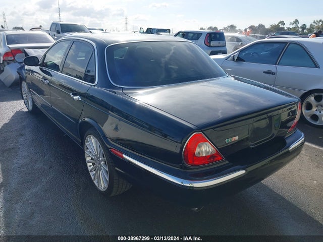 2004 JAGUAR XJ SAJWA73B54TG28013 Photo 2