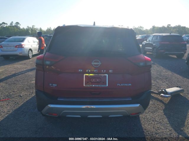 JN8BT3DC4NW119880 Nissan Rogue Platinum Fwd