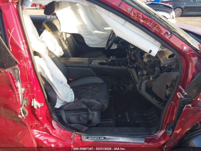 JN8BT3DC4NW119880 Nissan Rogue Platinum Fwd