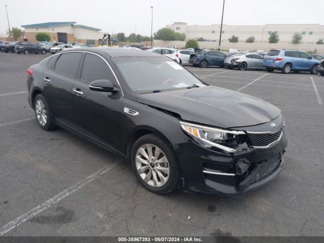 Auction sale of the 2018 Kia Optima Lx, vin: 5XXGT4L32JG259267, lot number: 38967393