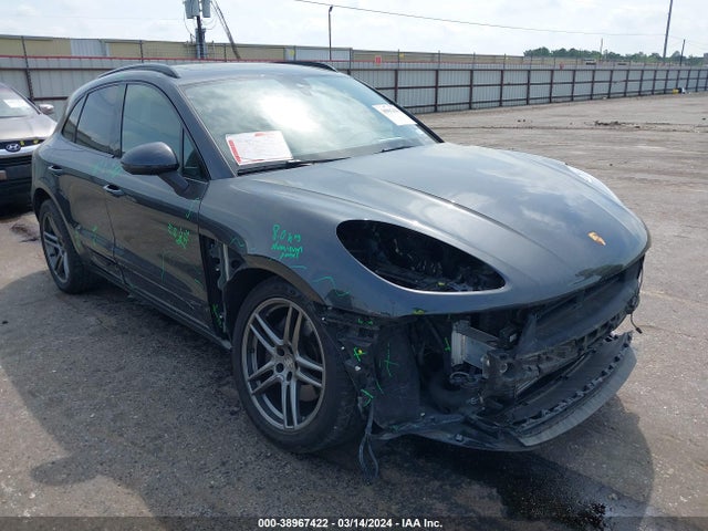 2021 PORSCHE MACAN WP1AA2A58MLB17402 Photo 0