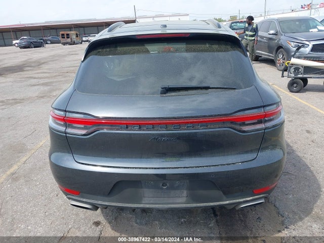 Porsche Macan 2021 WP1AA2A58MLB17402 Image 17