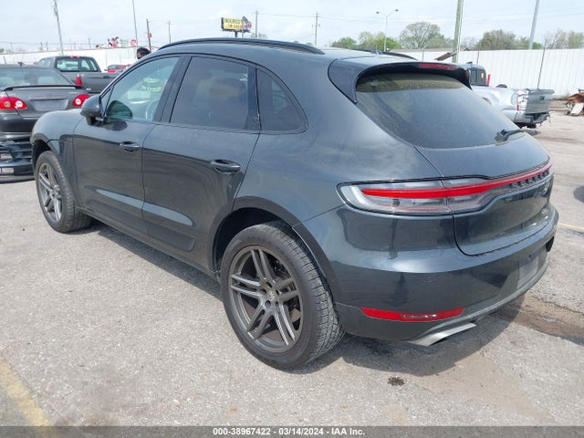 2021 PORSCHE MACAN WP1AA2A58MLB17402 Photo 2