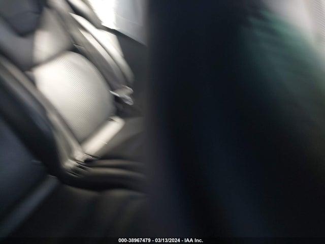 Tesla Model X 60d/p100d/p90d 2016 5YJXCAE44GF007150 Image 8