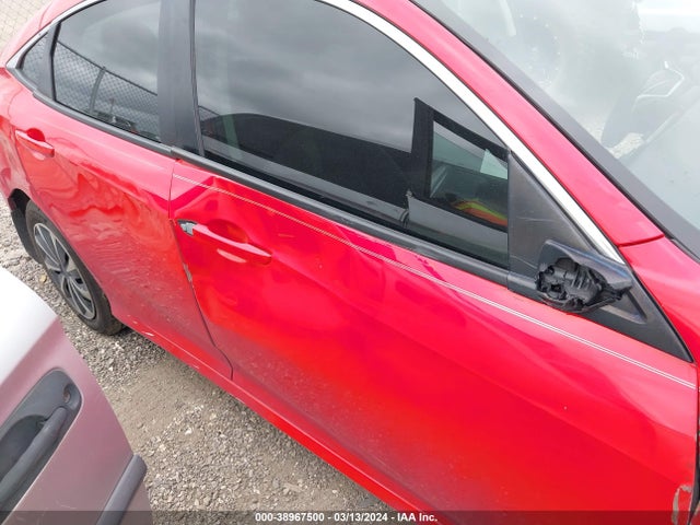 Honda Civic Lx 2018 2HGFC2F50JH609958 Image 17