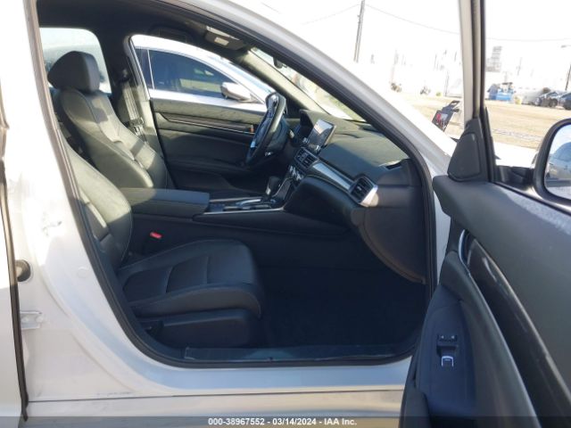 1HGCV1F33NA116625 Honda Accord Sport
