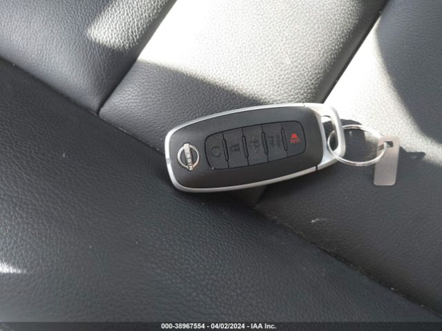 JN8BT3CB2PW463526 Nissan Rogue Sl Intelligent Awd