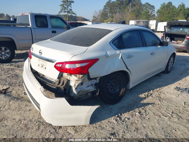 Nissan Altima 2.5 S 2017 1N4AL3AP6HN346261 Image 4