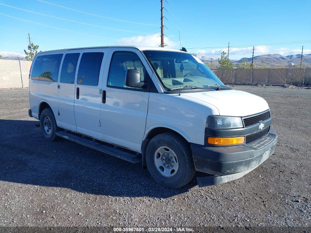 2018 1GAWGEFG0J1290493 main image