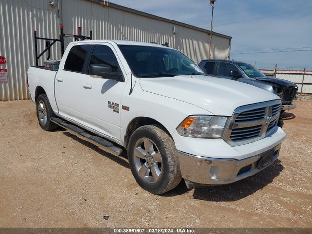 RAM 1500 Classic Lone Star  4x4 5'7 Box 2019 3C6RR7LT4KG607276 zdjęcie główne