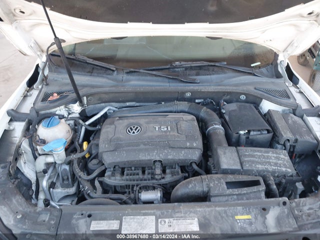 1VWBT7A33FC036657 Volkswagen Passat 1.8t Sport