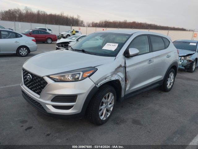 KM8J23A4XKU902017 Hyundai TUCSON SE