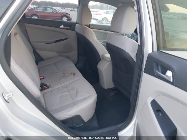 KM8J23A4XKU902017 Hyundai TUCSON SE