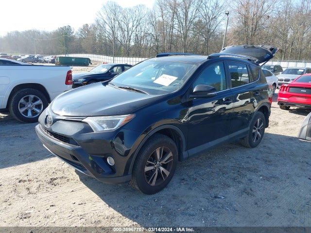 Toyota Rav4 Xle 2018 2T3WFREV3JW474510 Image 2