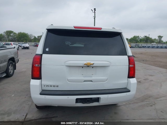 Chevrolet Tahoe Lt 2018 1GNSCBKC4JR133870 Image 17