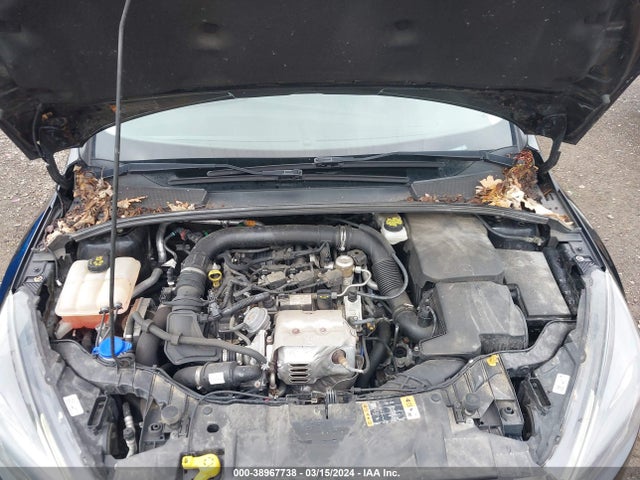 Ford FOCUS SE 2017 1FADP3FE2HL289822 Image 10