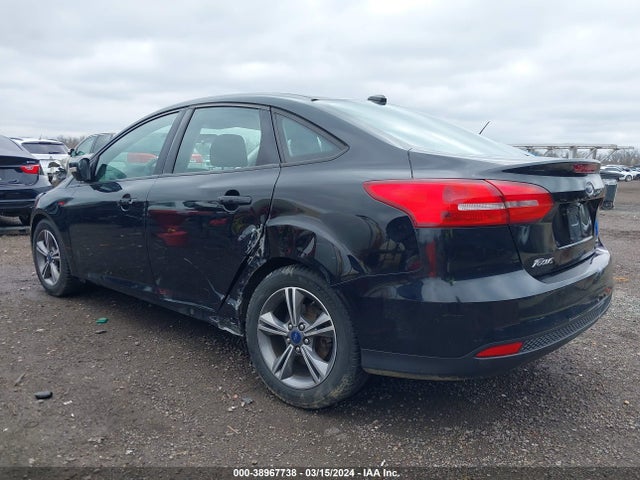 Ford FOCUS SE 2017 1FADP3FE2HL289822 Image 3