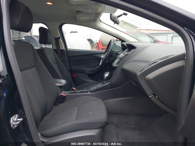 Ford FOCUS SE 2017 1FADP3FE2HL289822 Image 5