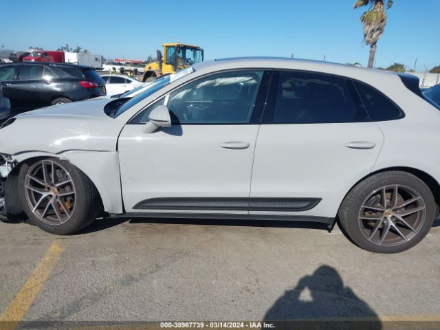 WP1AA2A53PLB15173 Porsche Macan T