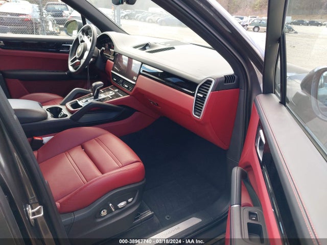 2021 PORSCHE CAYENNE WP1AA2AY4MDA06611 Photo 4