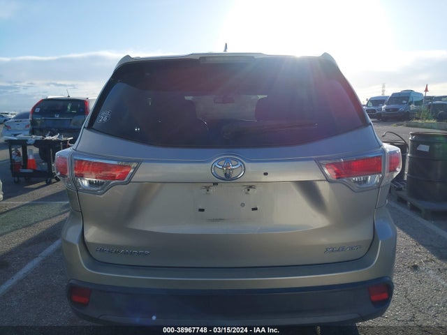 Toyota Highlander Xle V6 2014 5TDJKRFH4ES051263 Image 16