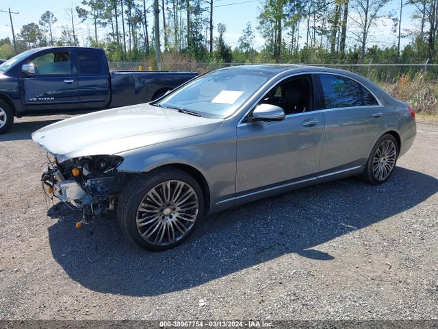 Mercedes-Benz S 550 2015 WDDUG8CB2FA172354 Image 2