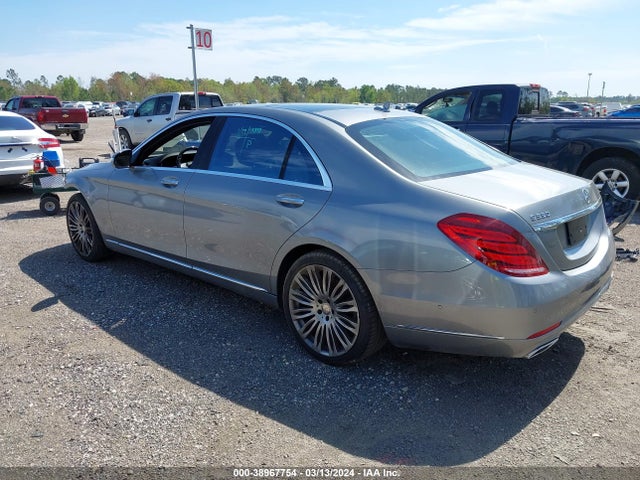Mercedes-Benz S 550 2015 WDDUG8CB2FA172354 Image 3
