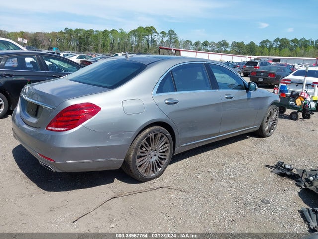 Mercedes-Benz S 550 2015 WDDUG8CB2FA172354 Image 4