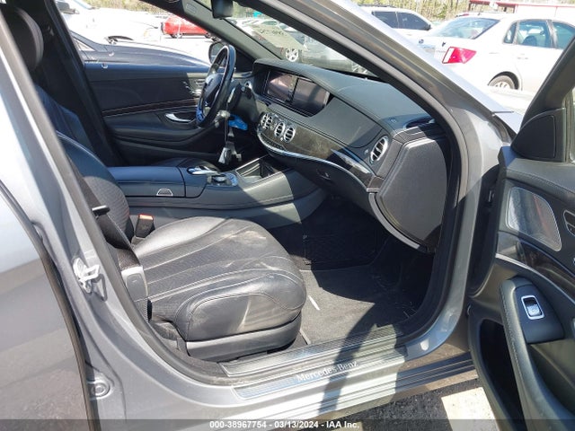 Mercedes-Benz S 550 2015 WDDUG8CB2FA172354 Image 5