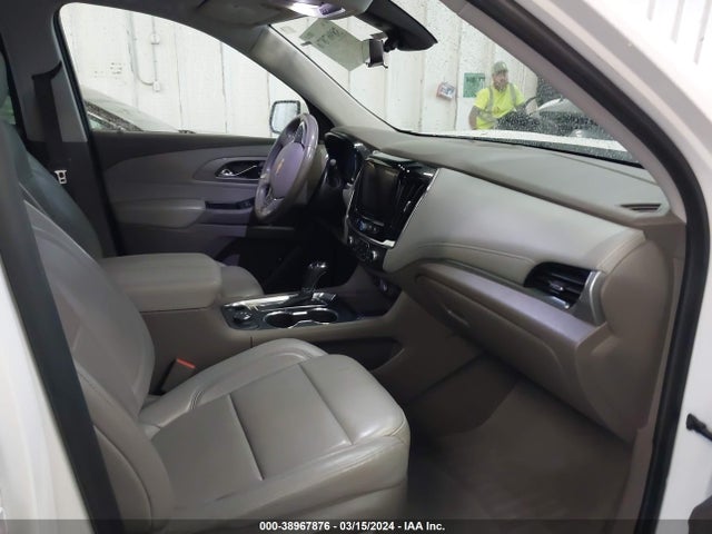 Chevrolet Traverse 3lt 2019 1GNEVHKW1KJ142627 Image 5