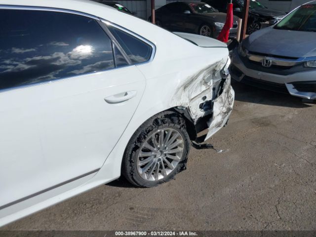 1VWAT7A33GC059790 Volkswagen Passat 1.8t S