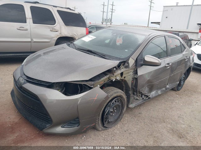 Toyota COROLLA LE 2019 2T1BURHE0KC222399 Image 2