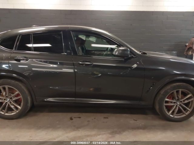 5UX2V5C0XM9F52806 BMW X4 M40i