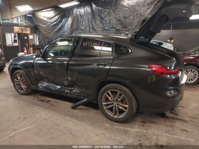 5UX2V5C0XM9F52806 BMW X4 M40i