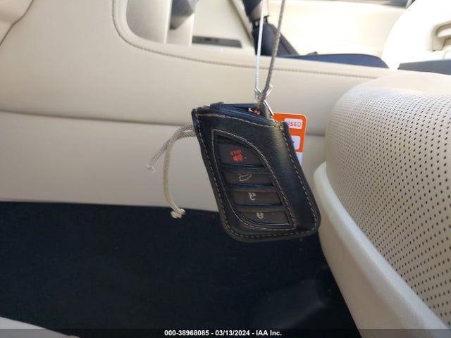 JTJAM7BX5M5292374 Lexus 460 Premium