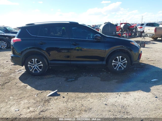 Toyota RAV4 LE 2016 2T3BFREV2GW474005 Image 13