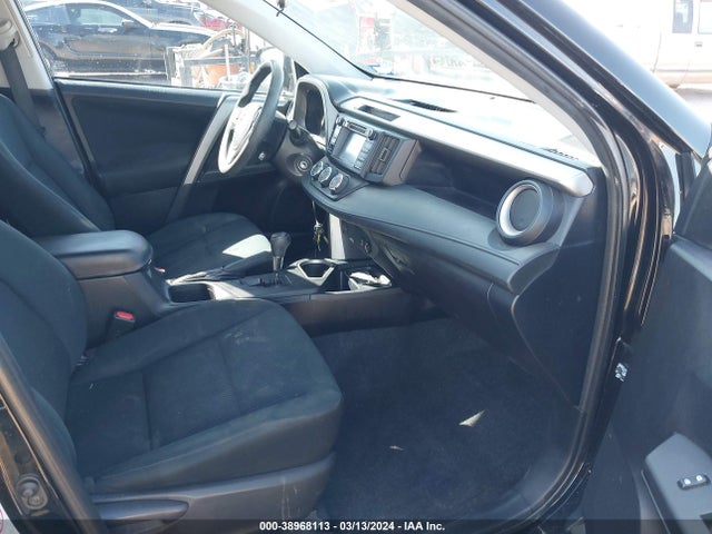 Toyota RAV4 LE 2016 2T3BFREV2GW474005 Image 5