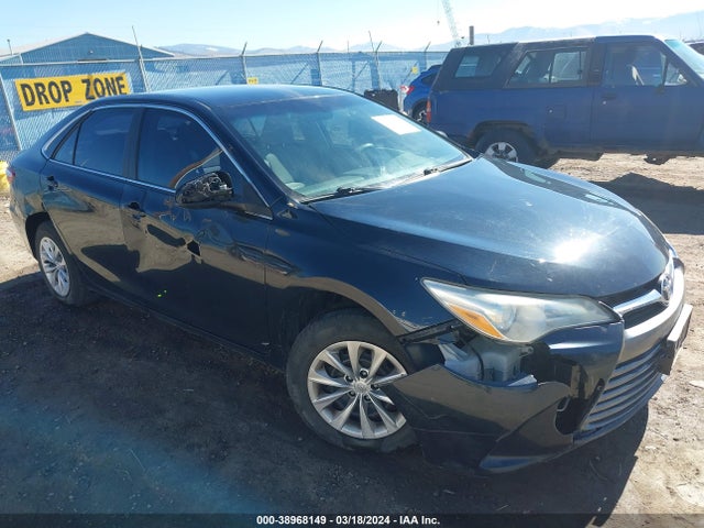 Toyota CAMRY LE 2016 4T4BF1FK8GR570533 главное изображение