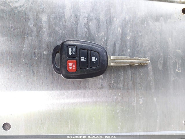 Toyota CAMRY LE 2016 4T4BF1FK8GR570533 Image 11