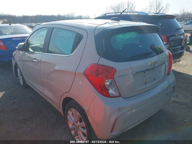 Chevrolet Spark 2lt Cvt 2017 KL8CF6SA1HC743905 Image 3