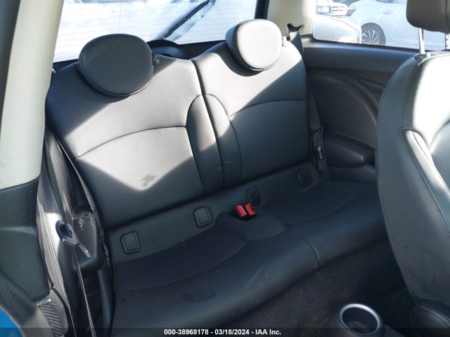 2011 MINI COOPER S WMWSV3C57BTY13739 Photo 7
