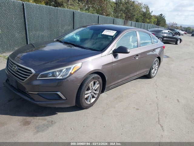 Hyundai Sonata 2017 5NPE24AF3HH579686 Image 2