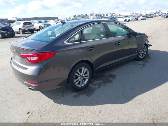 Hyundai Sonata 2017 5NPE24AF3HH579686 Image 4