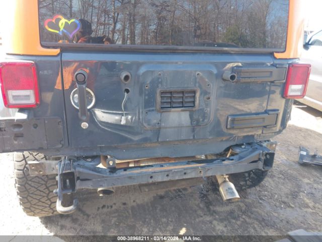 1C4HJWEG1JL924293 Jeep Wrangler Jk Unlimited Sahara 4x4