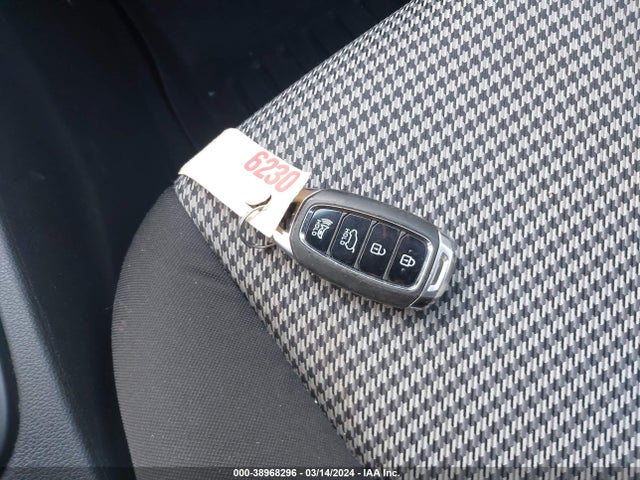 Hyundai Kona Sel 2018 KM8K62AA9JU178621 Image 11