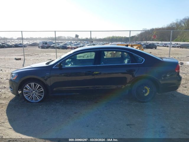 1VWBT7A30EC117632 Volkswagen Passat 1.8t Sport